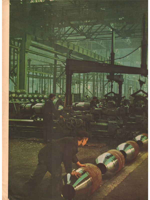 Signal magazine No 17 from 1943 Dutch language downloadable PDF